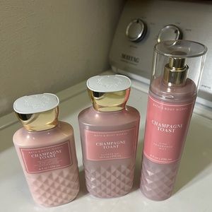 New GIFT SET CHAMPAGNE TOAST FULL SIZE Bath & Body Works!